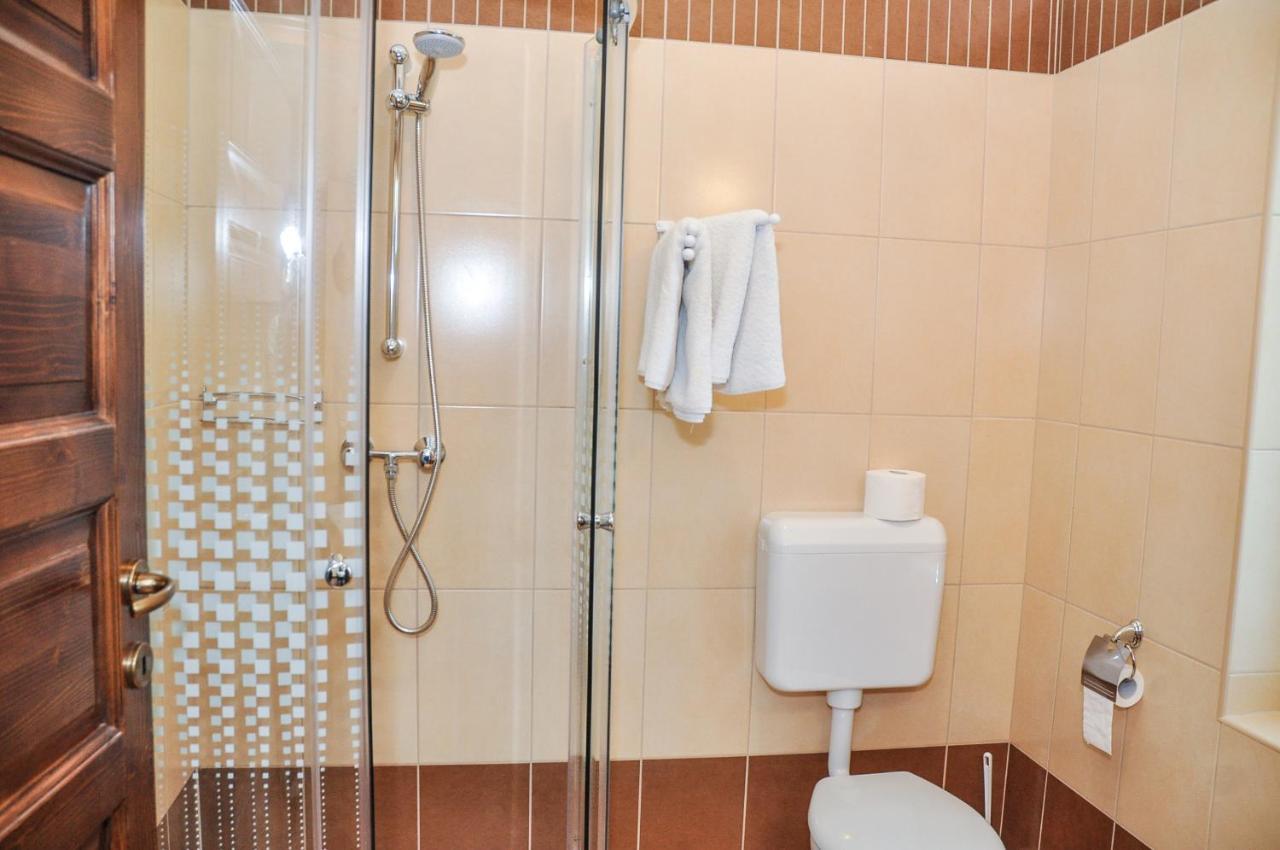 Magyar Apartman Iii. Appartement Hajdúszoboszló Buitenkant foto