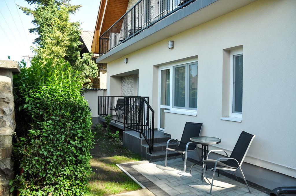 Magyar Apartman Iii. Appartement Hajdúszoboszló Buitenkant foto