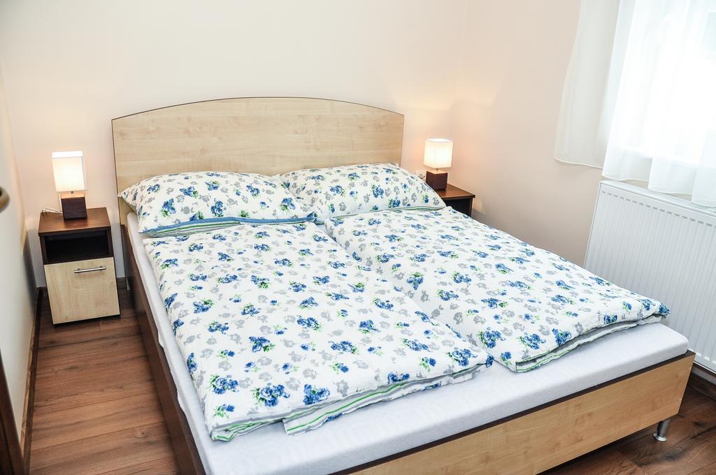Magyar Apartman Iii. Appartement Hajdúszoboszló Buitenkant foto