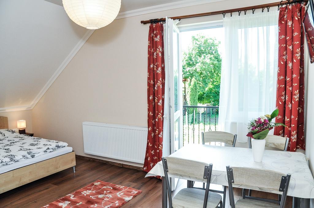 Magyar Apartman Iii. Appartement Hajdúszoboszló Buitenkant foto